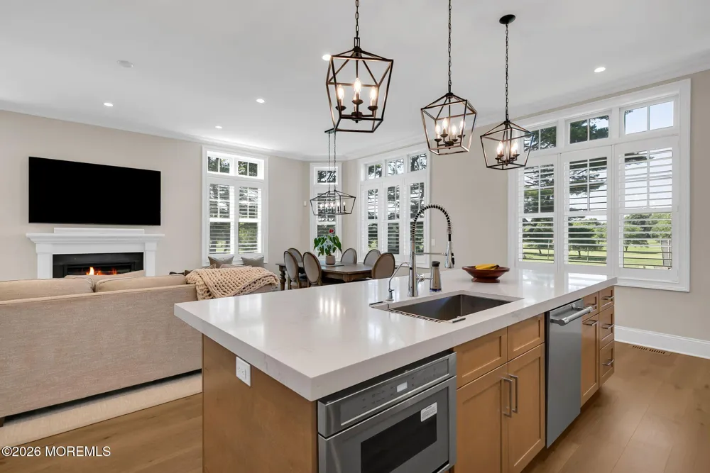114 Eagle Way Eatontown, NJ 07724