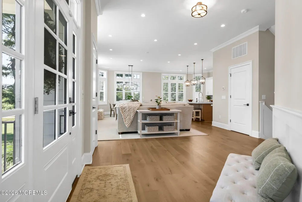 114 Eagle Way Eatontown, NJ 07724