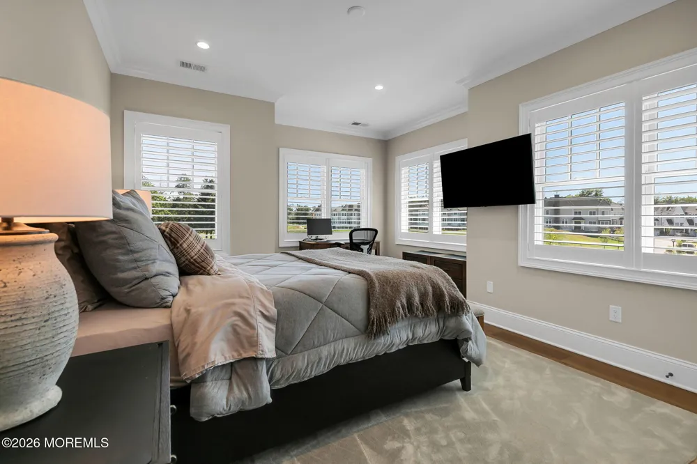 114 Eagle Way Eatontown, NJ 07724