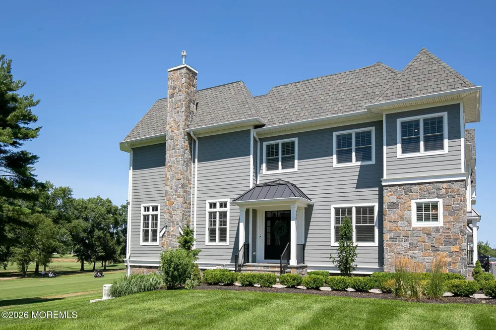 114 Eagle Way Eatontown, NJ 07724
