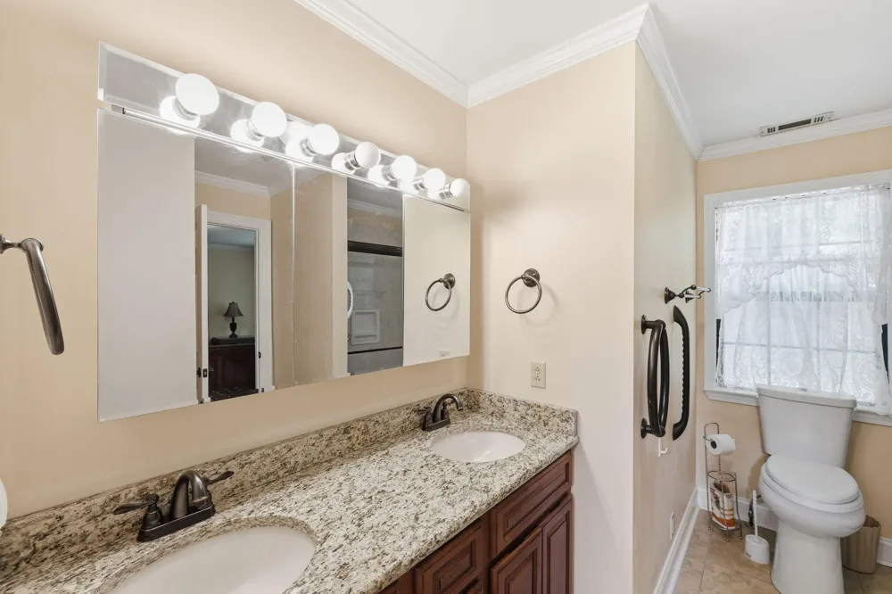 494 Forest Drive Ringgold, GA 30736