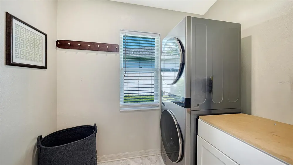 5122 CREEKSIDE TRAIL Sarasota, FL 34243