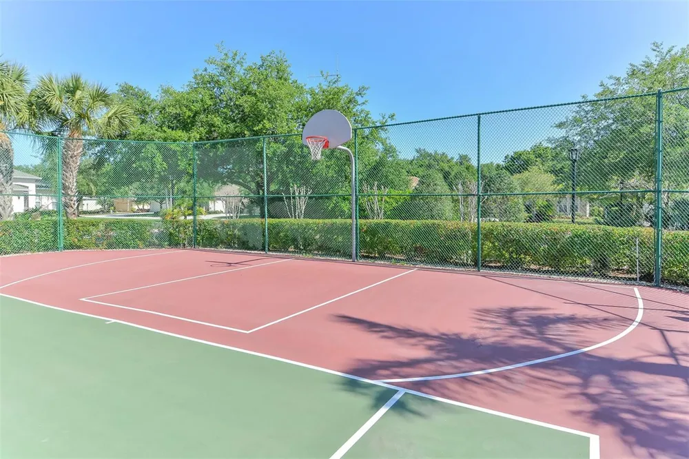 5122 CREEKSIDE TRAIL Sarasota, FL 34243