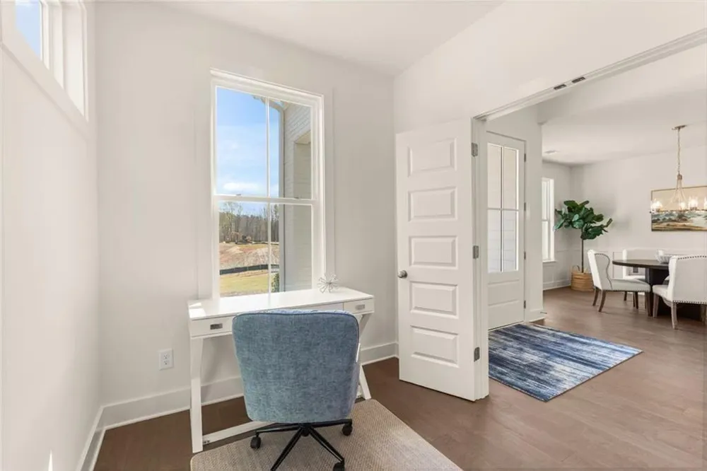 8290 Creekside Overlook Drive Gainesville, GA 30506