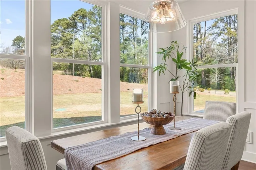 8290 Creekside Overlook Drive Gainesville, GA 30506
