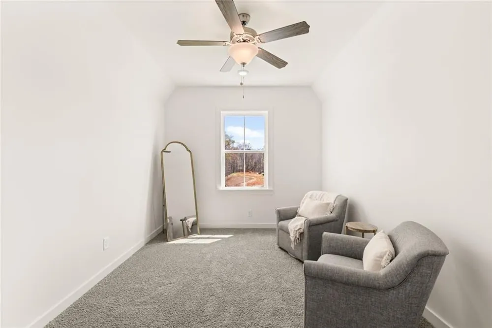 8290 Creekside Overlook Drive Gainesville, GA 30506