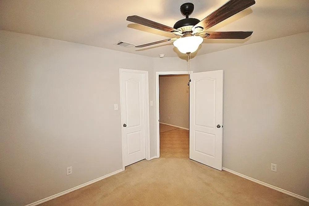 217 Silver Spur Drive Waxahachie, TX 75165