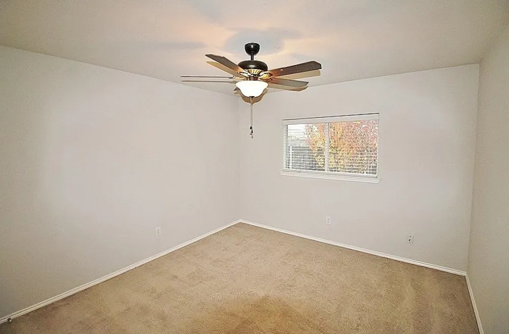 217 Silver Spur Drive Waxahachie, TX 75165