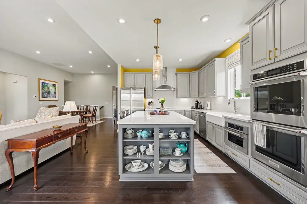 3580 Bella Vista Drive Ann Arbor, MI 48108