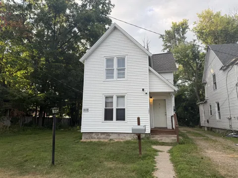 1221 Wells Place #2