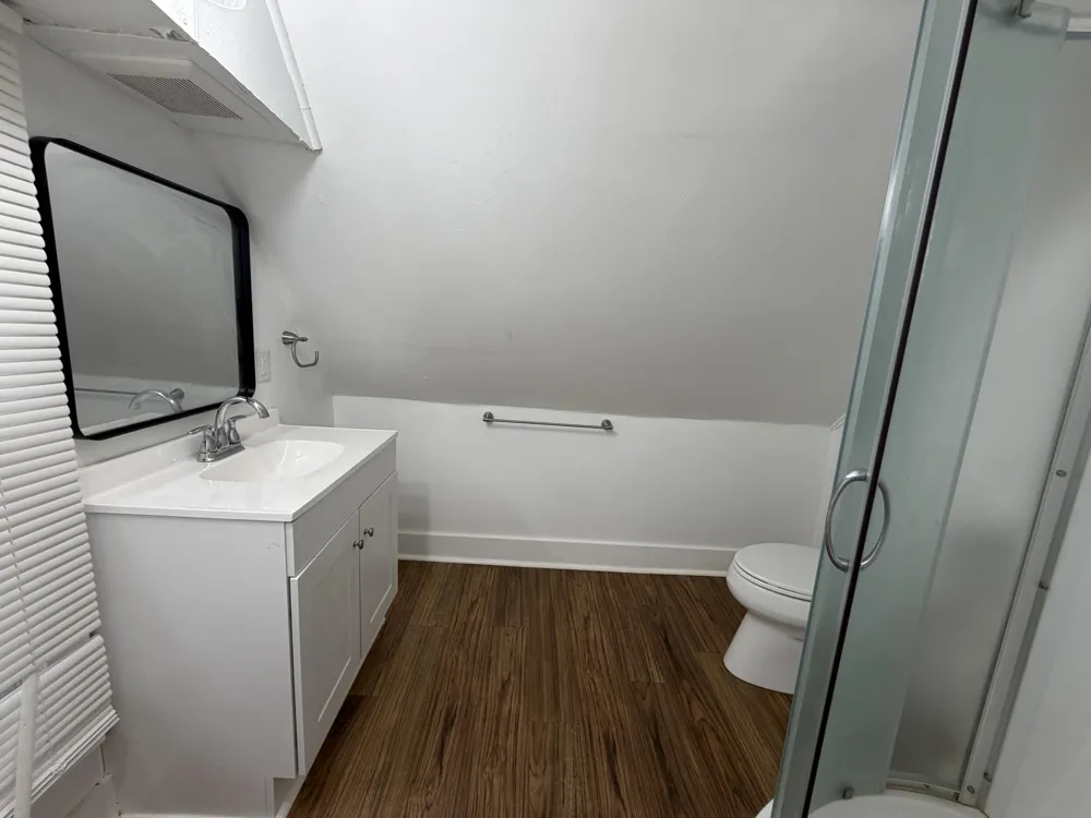 1221 Wells Place #2 Kalamazoo, MI 49001