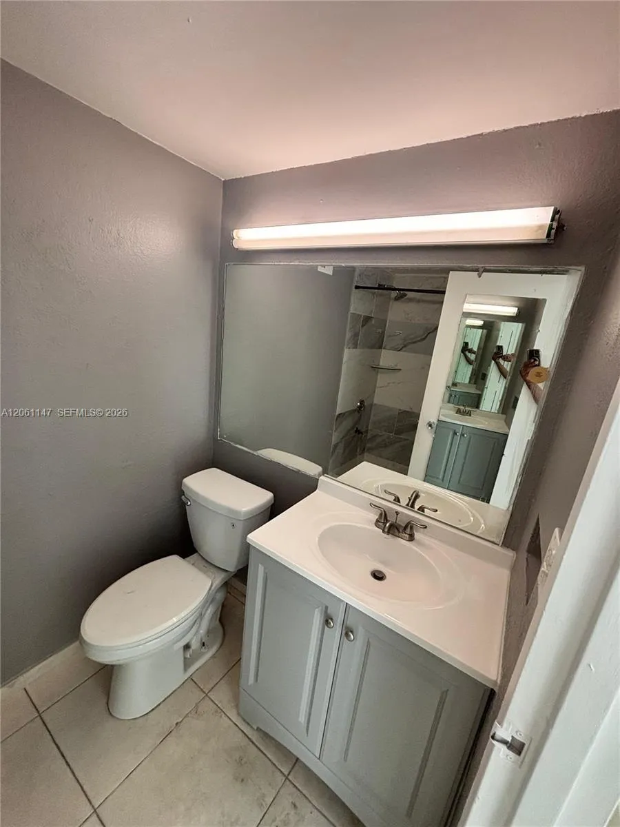 16450 NW 2nd Ave #207 Miami, FL 33169
