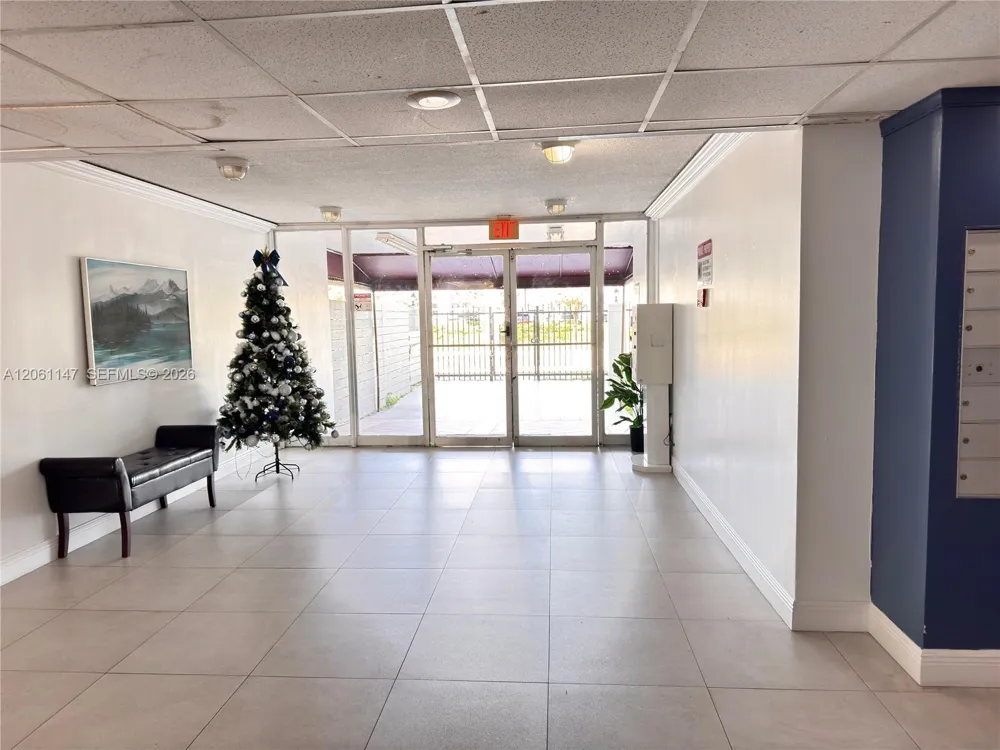 16450 NW 2nd Ave #207 Miami, FL 33169