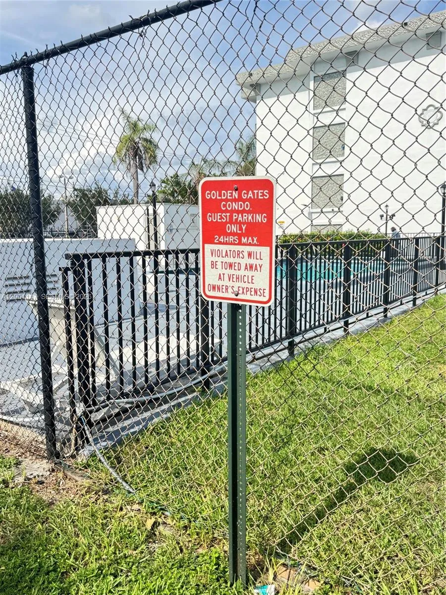 16450 NW 2nd Ave #207 Miami, FL 33169