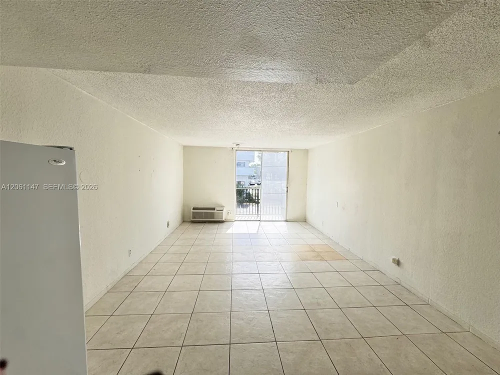 16450 NW 2nd Ave #207 Miami, FL 33169