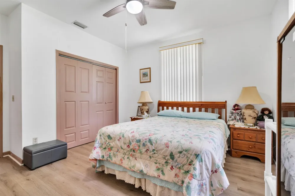 420 18TH AVENUE NE Naples, FL 34120