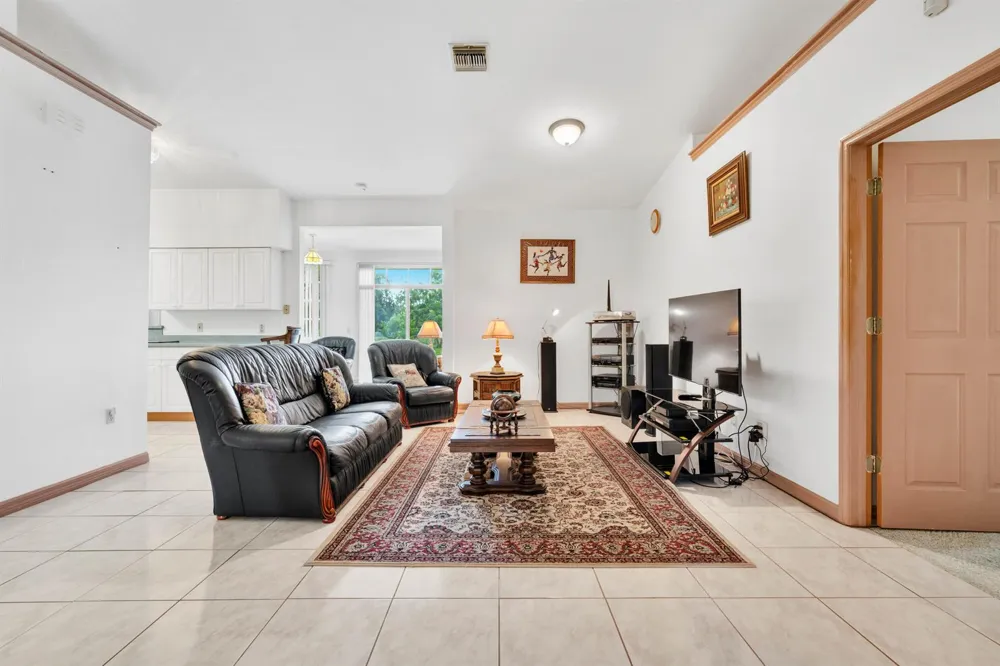 420 18TH AVENUE NE Naples, FL 34120
