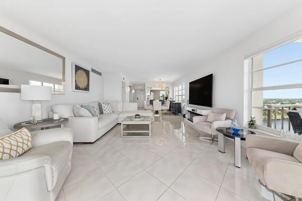 1021 HILLSBORO MILE #1008 Hillsboro Beach, FL 33062