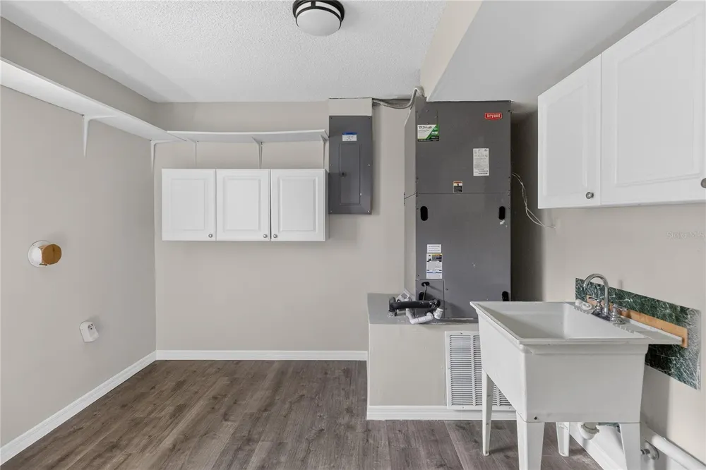 656 LITTLE WEKIVA ROAD Altamonte Springs, FL 32714