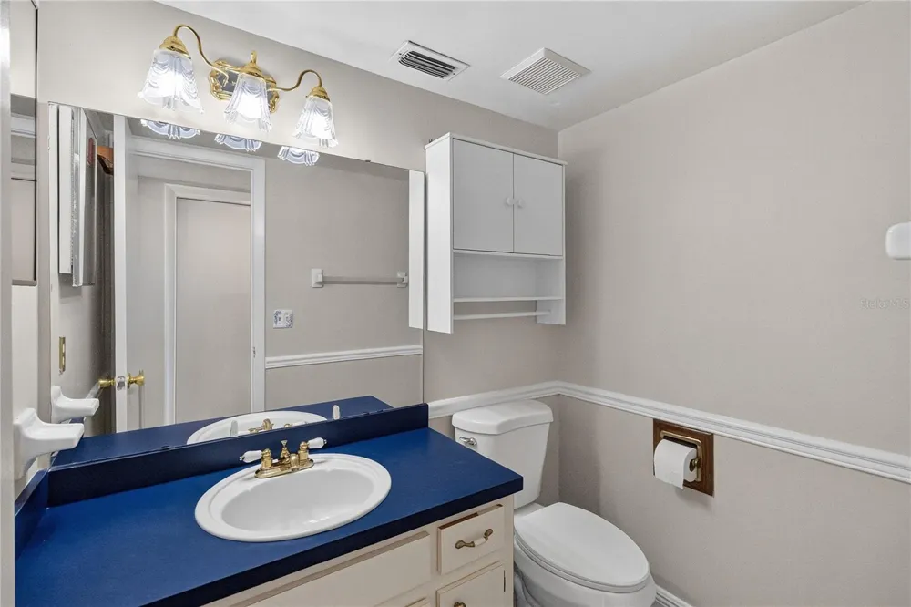 656 LITTLE WEKIVA ROAD Altamonte Springs, FL 32714