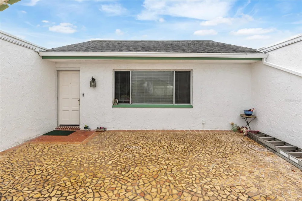 3228 ROCK VALLEY DRIVE Holiday, FL 34691