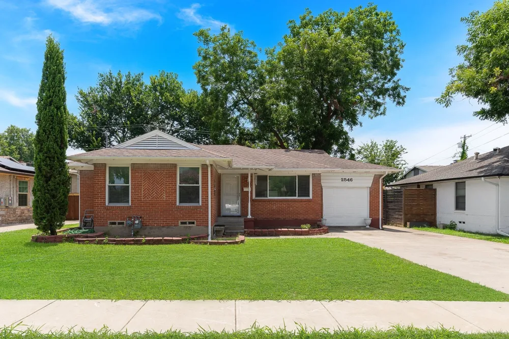 2546 Havenhurst Street Farmers Branch, TX 75234