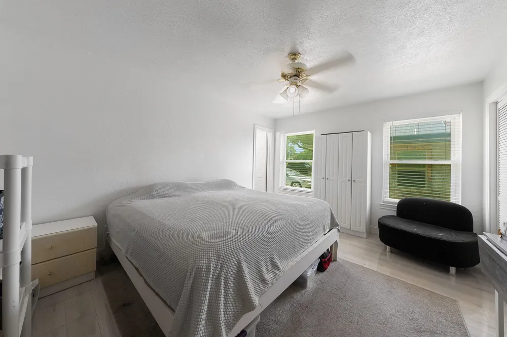 2546 Havenhurst Street Farmers Branch, TX 75234