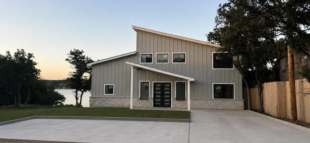 8222 County road 607 Lake Brownwood, TX 76801