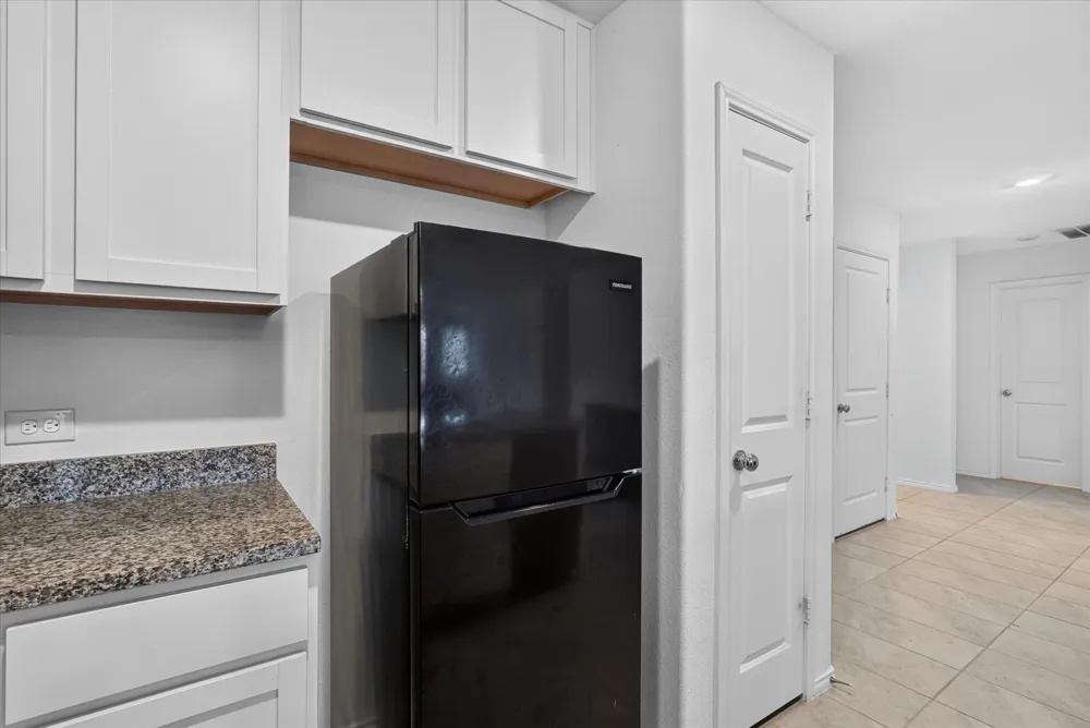 2003 Ava Drive Ennis, TX 75119