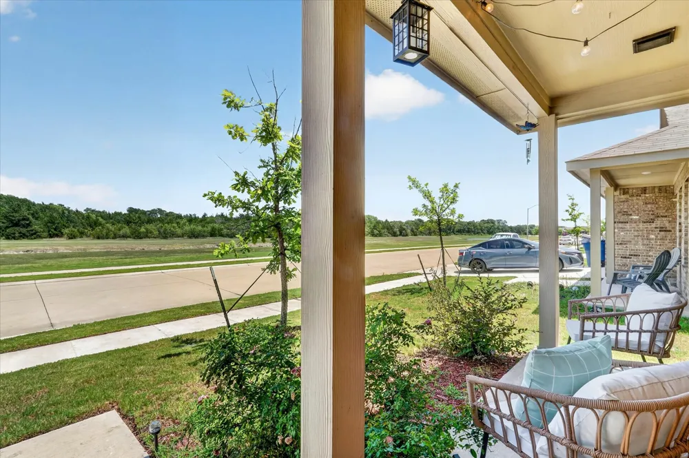 2003 Ava Drive Ennis, TX 75119