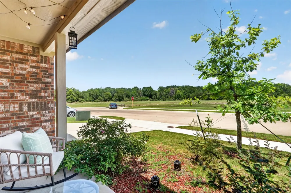 2003 Ava Drive Ennis, TX 75119