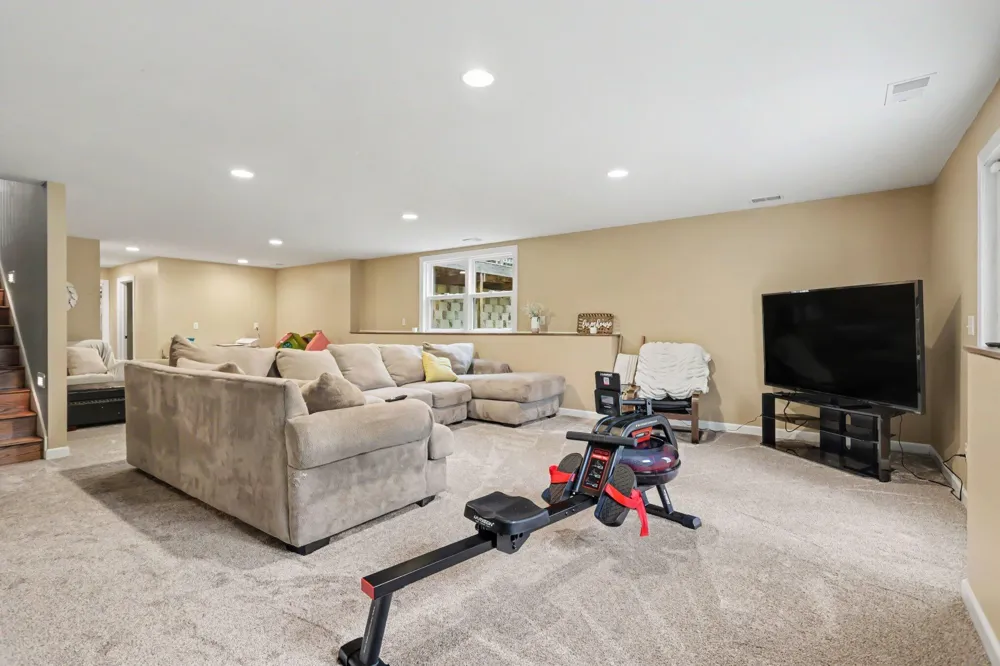 8272 Division Drive Battle Creek, MI 49014