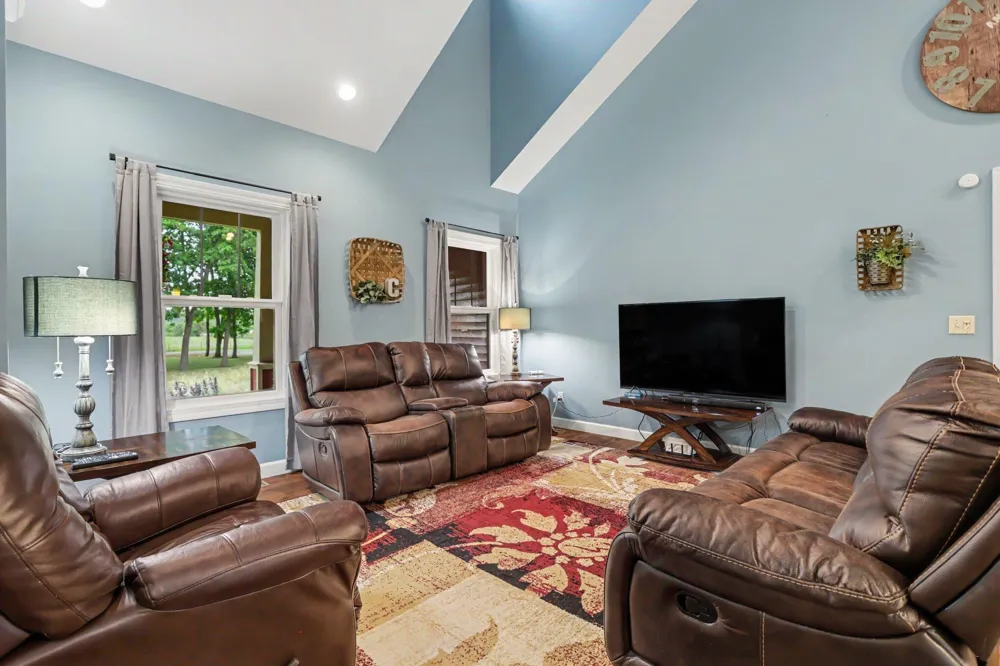 8272 Division Drive Battle Creek, MI 49014