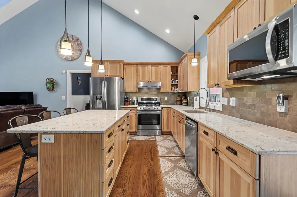 8272 Division Drive Battle Creek, MI 49014