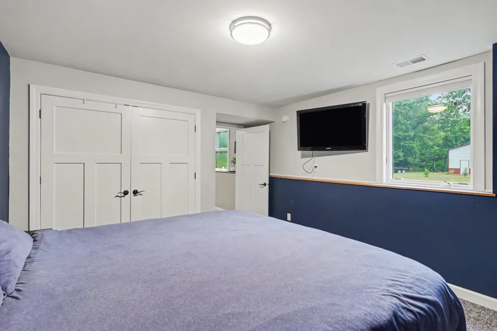 8272 Division Drive Battle Creek, MI 49014