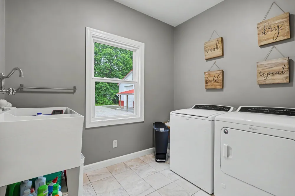 8272 Division Drive Battle Creek, MI 49014