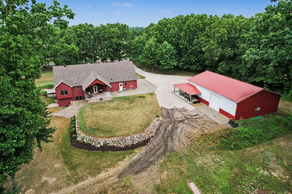 8272 Division Drive Battle Creek, MI 49014