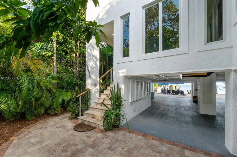 58652 Overseas Highway Marathon, FL 33050