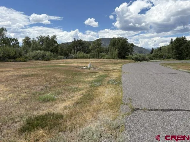 216 W Riverside Court South Fork, CO 81154