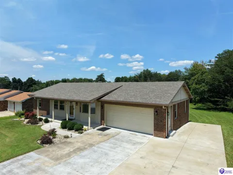 526 Pear Orchard Rd NW