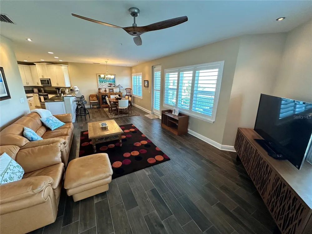7740 34TH AVE W #202 Bradenton, FL 34209