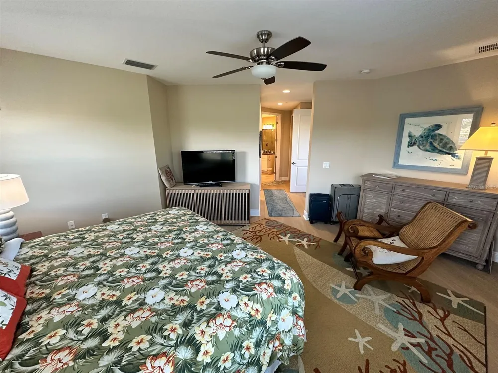 7740 34TH AVE W #202 Bradenton, FL 34209