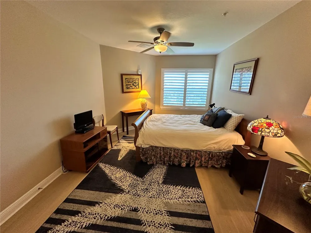 7740 34TH AVE W #202 Bradenton, FL 34209
