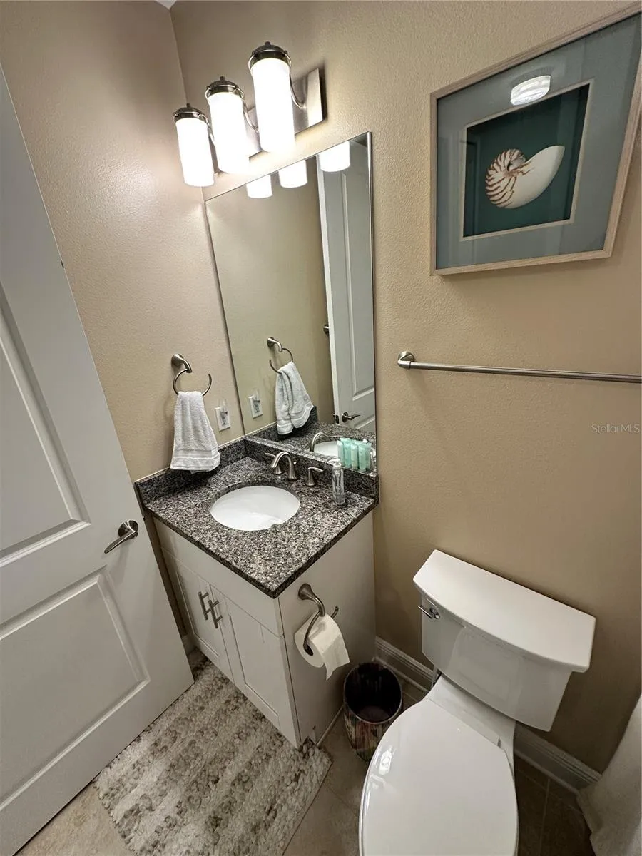 7740 34TH AVE W #202 Bradenton, FL 34209
