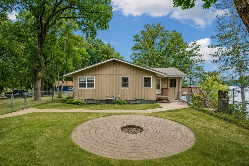 16540 Edgewater Road NE Pine City, MN 55063