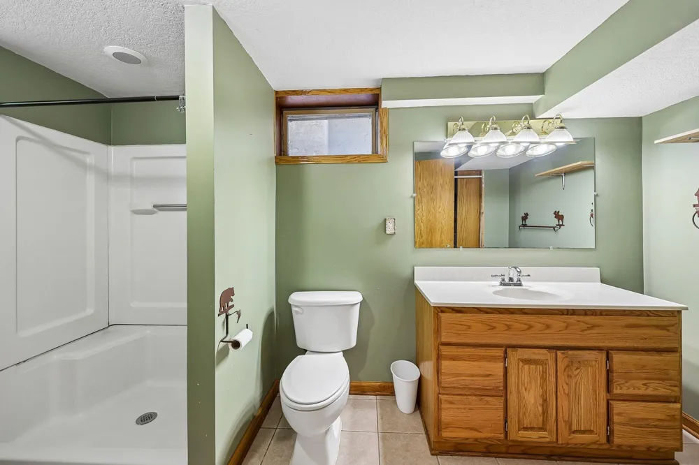 5563 Main Avenue NE Albertville, MN 55301