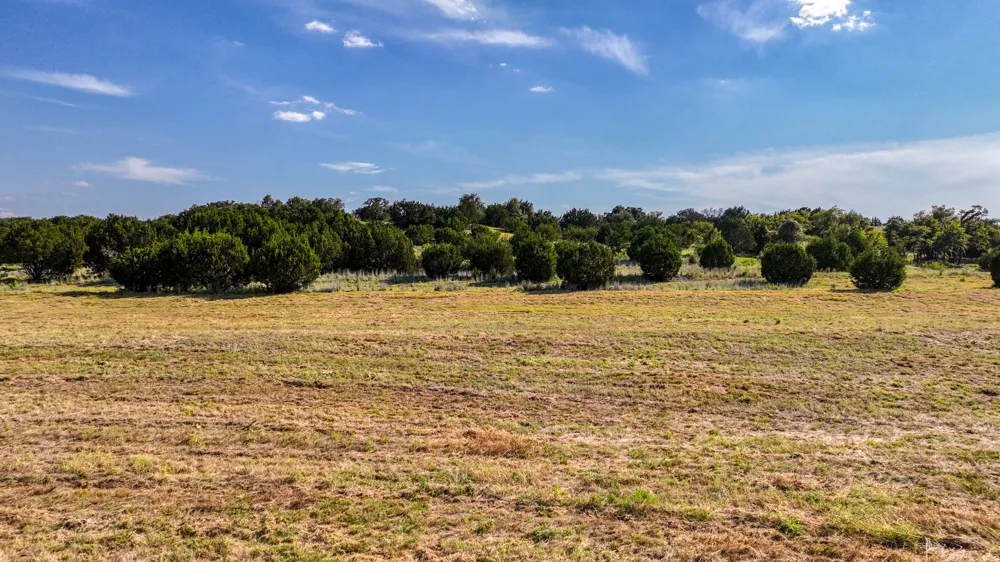 Three Quarter Loop Poolville, TX 76487