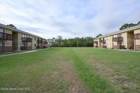 1870 Agora Circle SE #204