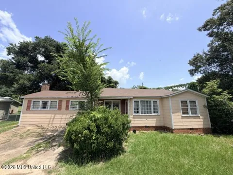 2815 Roselawn Drive
