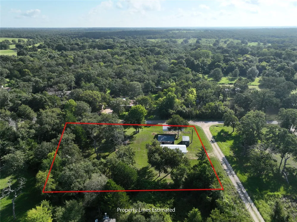 1425 Big Berry Road Somerville, TX 77879